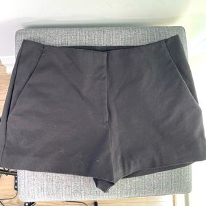 MARCIANO Mid Waist Slant Shorts.